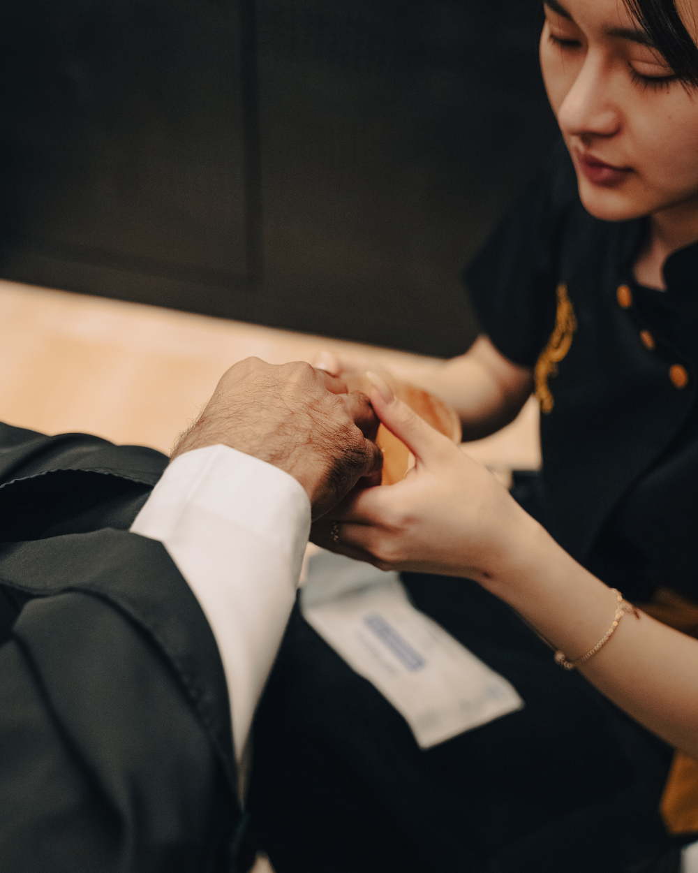 Descriptive alt text