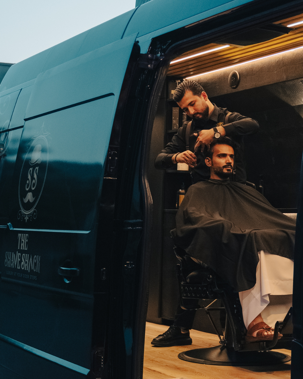 Descriptive alt text